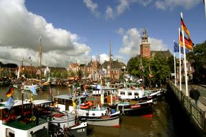 2005-08-06 Leer Traditionsschiffertreffen 044-1_95.jpg